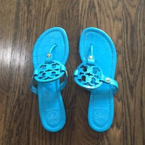Tory Burch size 9 turquoise sandals